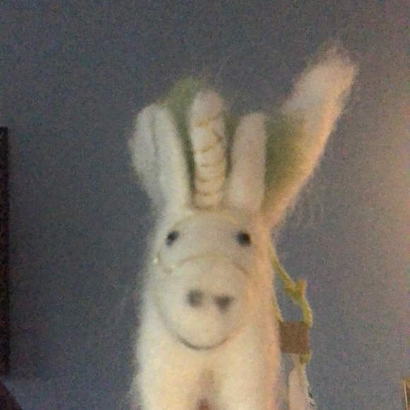 Meet your Posher, Emily - Picture 1 of 1